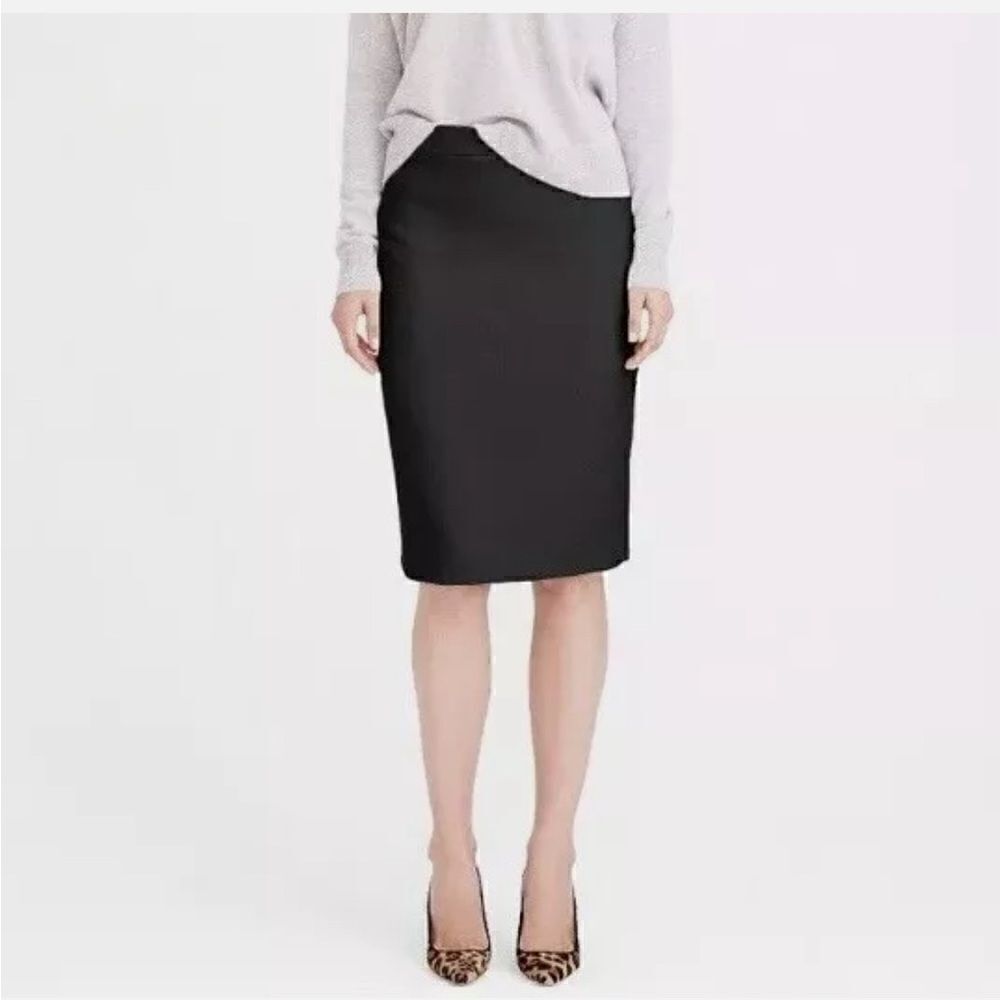 J. Crew black lined wool crepe suit skirt 21” long 13” waist zip back